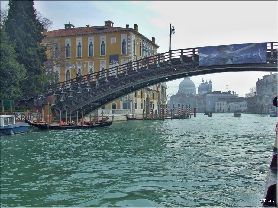 ponte dal academia