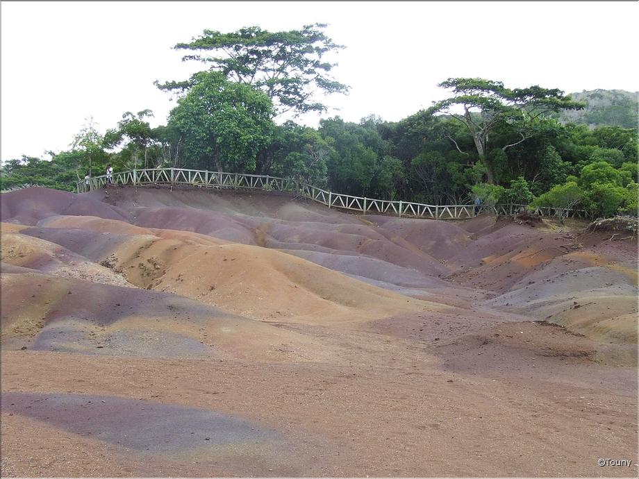 terres de couleurs