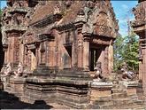 banteay Srei 'mandapa'
