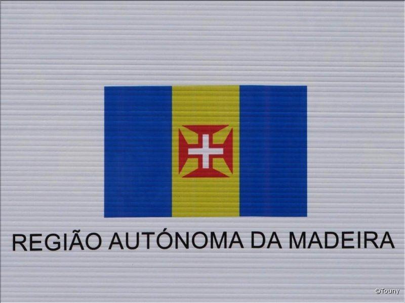 drapeau de Madère
