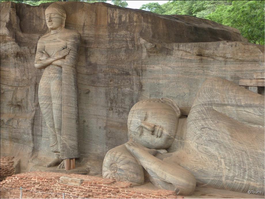Site de Polonnaruwa - Buddhas